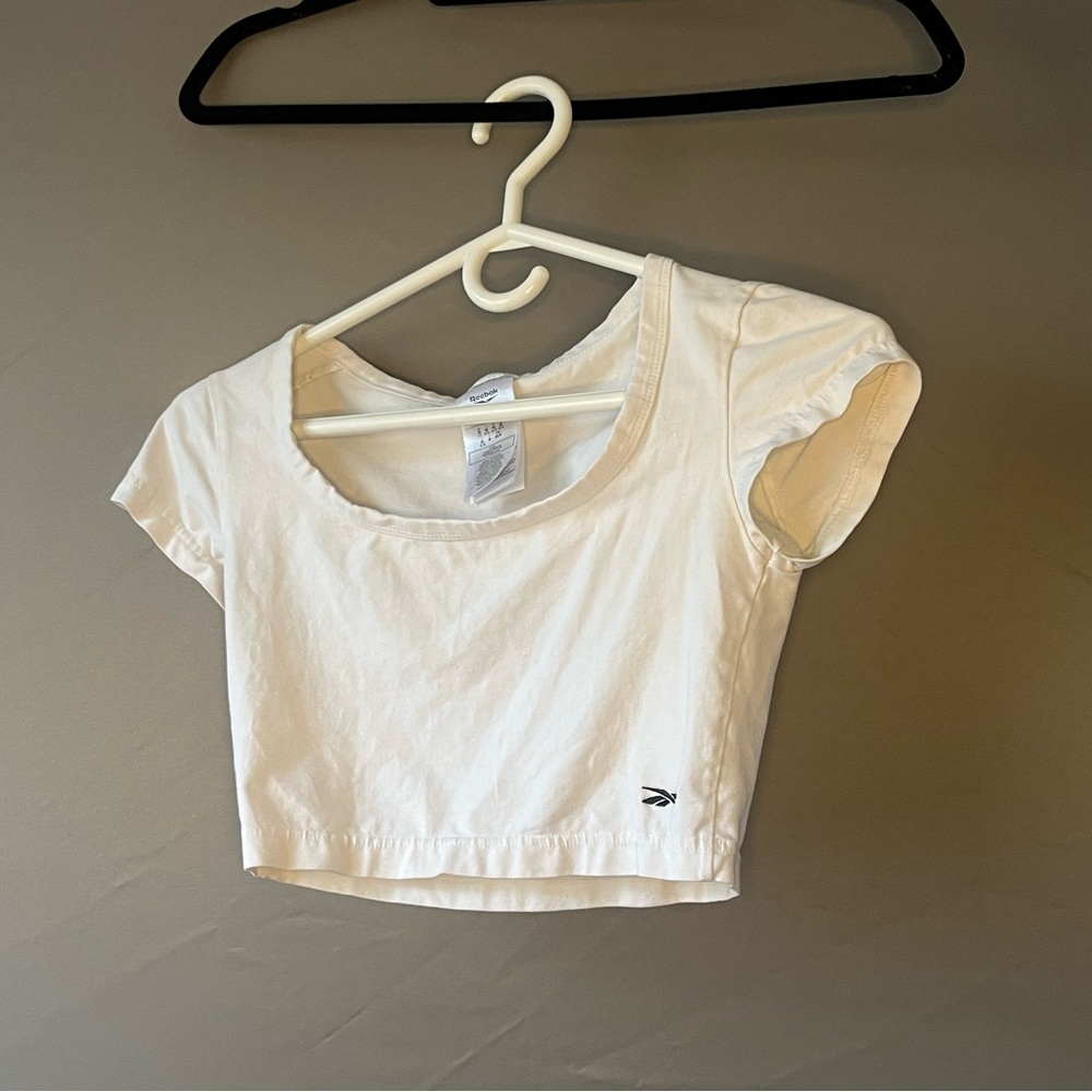 Reebok Women's Cream Crop Top